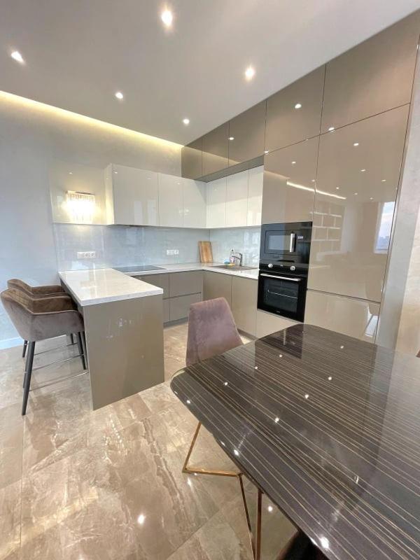 Vip Apartment 120M2 With Panoramic Windows, 22 Floor. Obolon Київ Екстер'єр фото