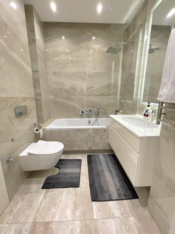 Vip Apartment 120M2 With Panoramic Windows, 22 Floor. Obolon Київ Екстер'єр фото