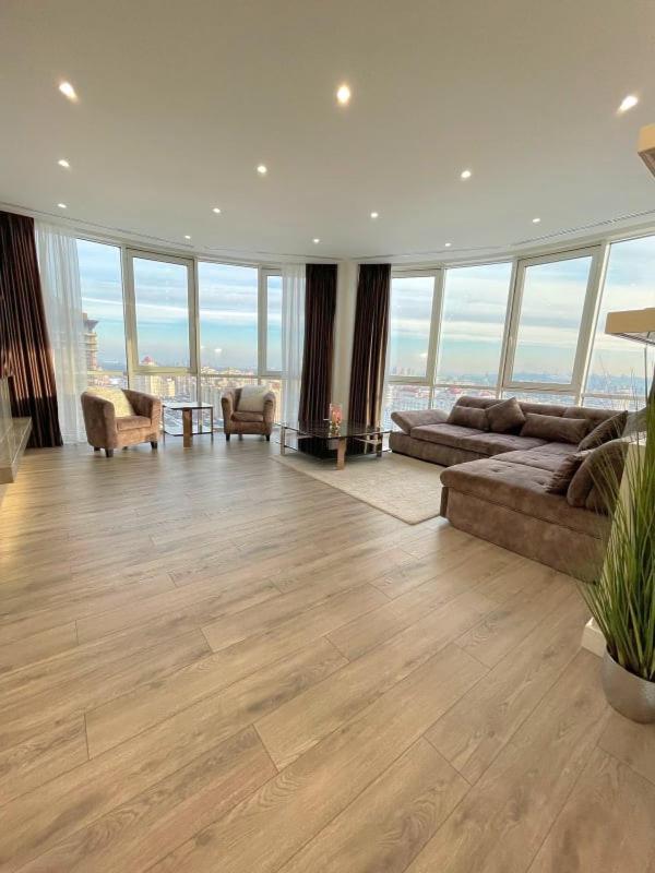 Vip Apartment 120M2 With Panoramic Windows, 22 Floor. Obolon Київ Екстер'єр фото